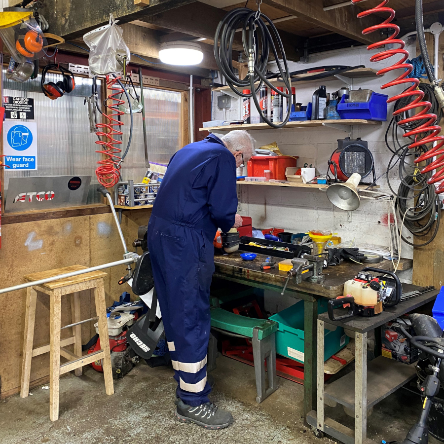 Volunteers - Petrol refurb
